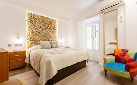 Apartamentos LOTO y LIZ by Cadiz4Rentals